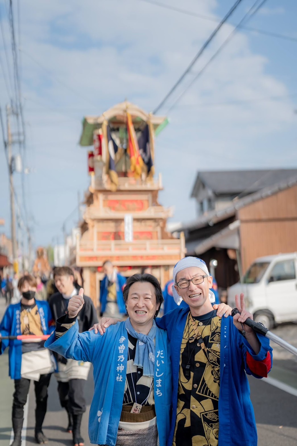 大師町青年団 団長 小松良太さん（写真右）